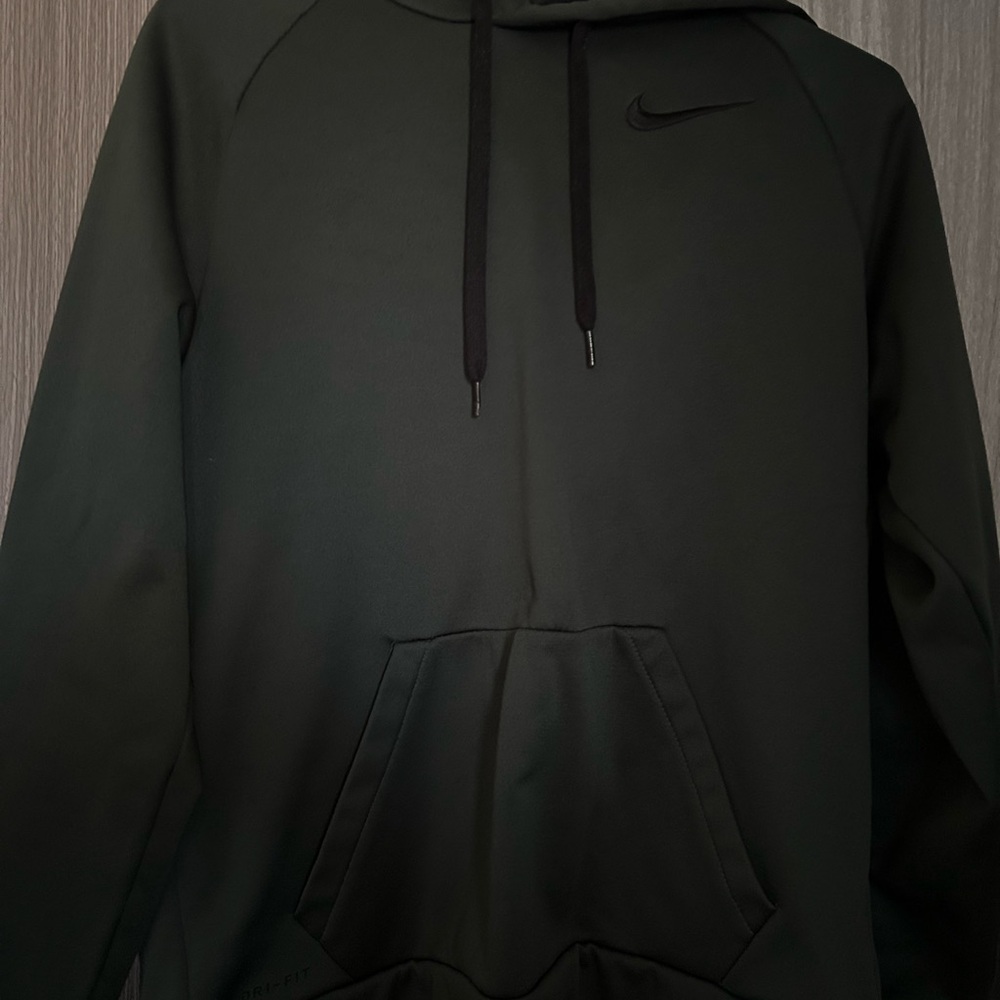 Nike Dri-FIT Pullover Hoodie